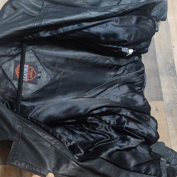 Vintage Lucky Leather Biker style Jacket  women's sz med - Picture 9 of 10